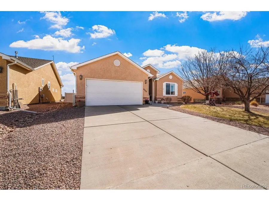 4750 San Pietro Ct, Pueblo, CO 81008 - #2