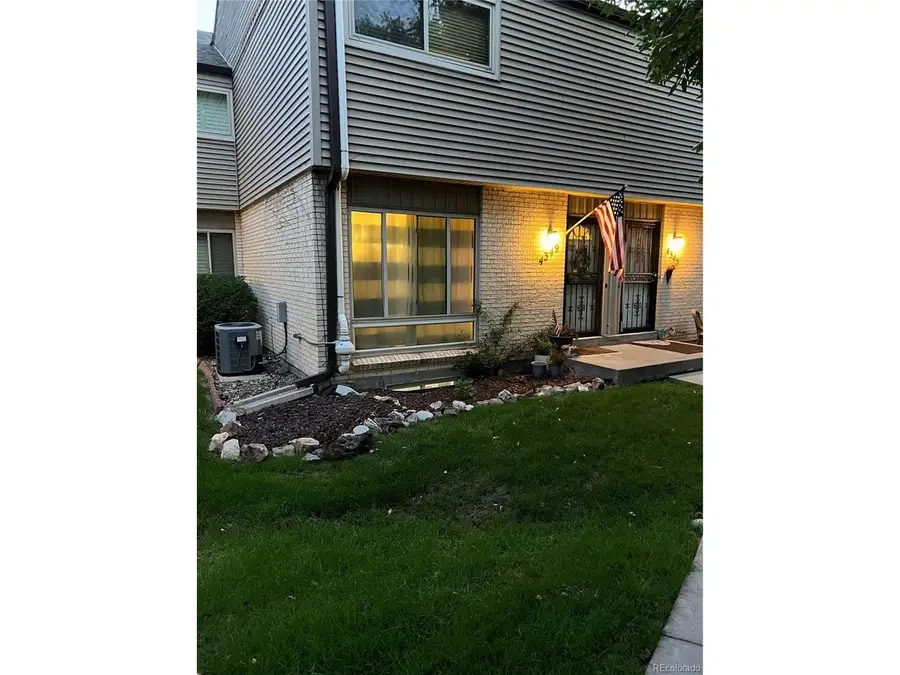 4349 W Ponds Cir, Littleton, CO 80123 - #2