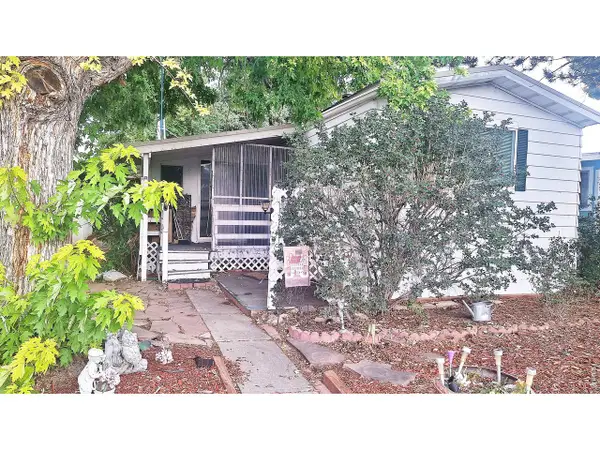 221 W 57th St #4A, Loveland, CO 80538