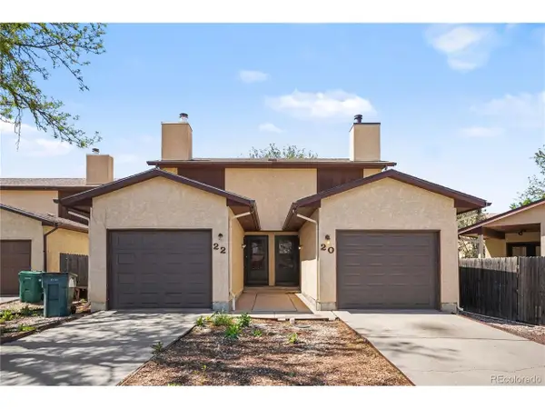 20 Pineridge Ct, Pueblo, CO 81001