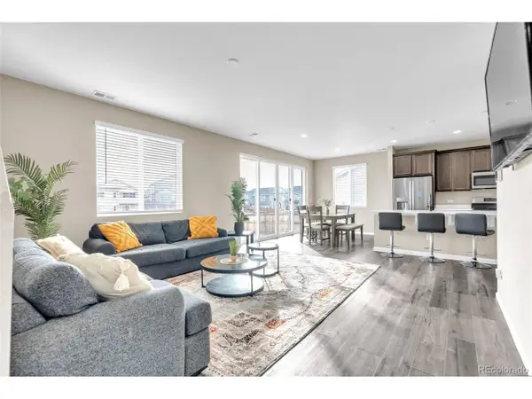 27922 E 10th Dr, Aurora, CO 80018