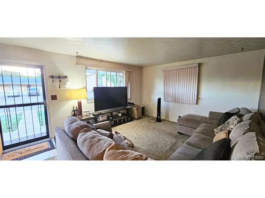 6721 Leyden St, Commerce City, CO 80022 - #3