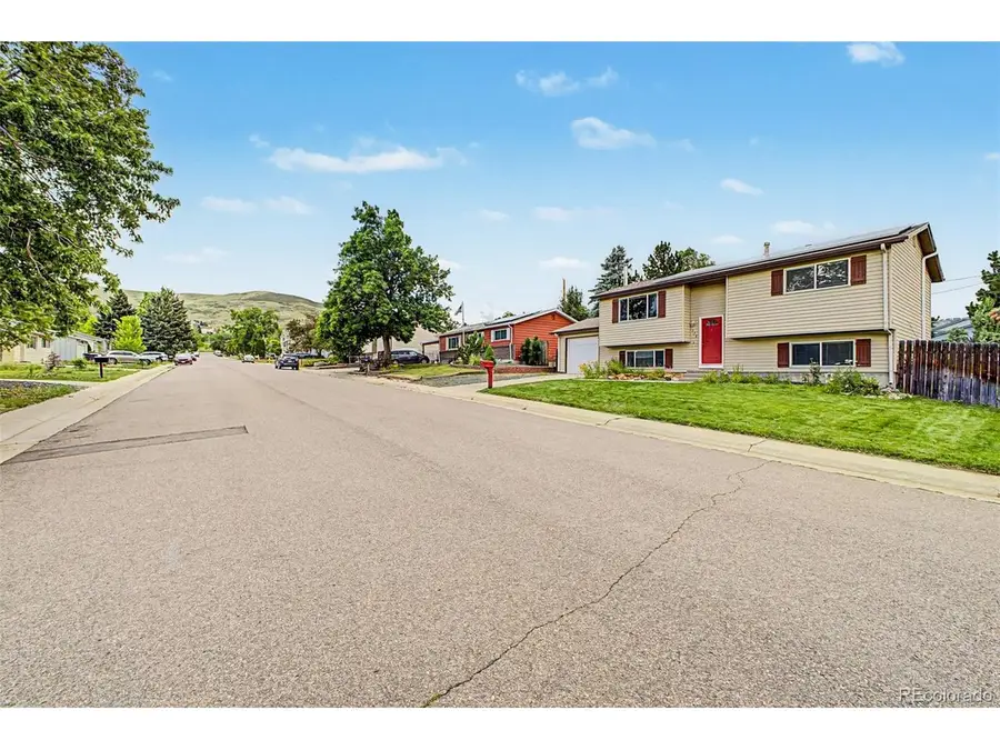 335 Pike St, Golden, CO 80401 - #2