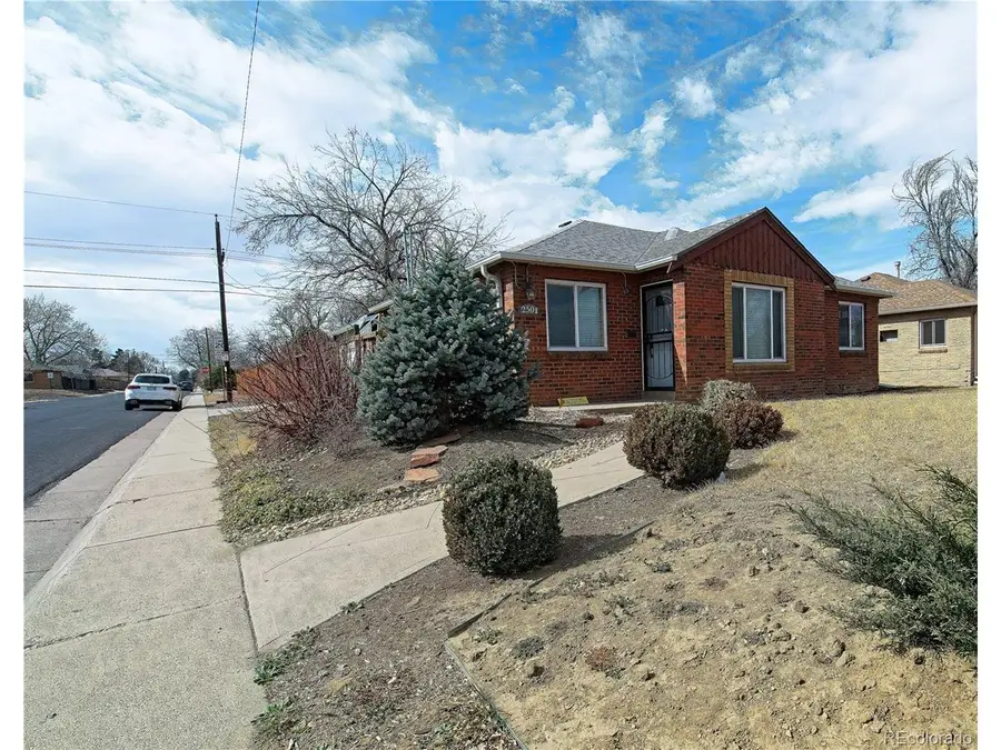 2501 Quebec St, Denver, CO 80207 - #2