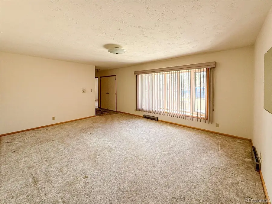 862 N 14th St, Burlington, CO 80807 - #3