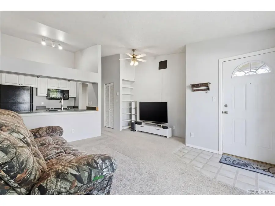 532 Oakwood Dr #E207, Castle Rock, CO 80104 - #2