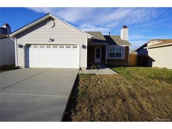 19437 E Purdue Cir, Aurora, CO 80013