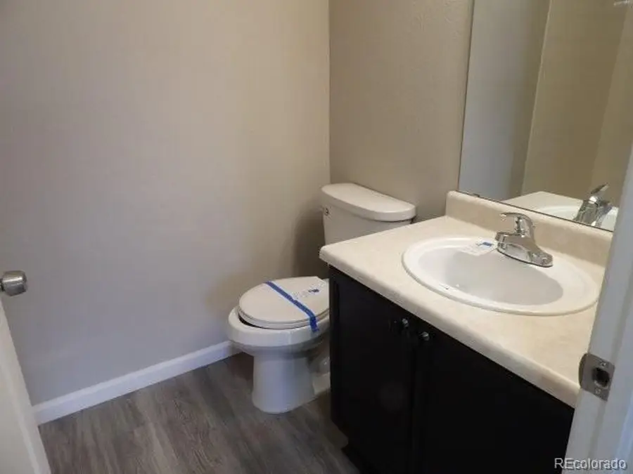 7429 S Alkire St #103, Littleton, CO 80127 - Image #2