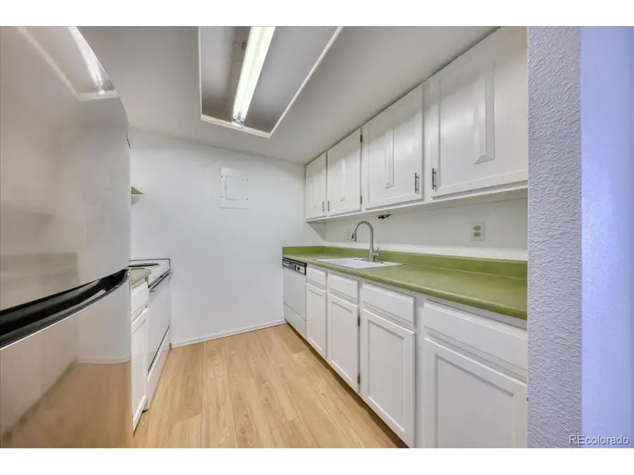 1150 Golden Cir #511, Golden, CO 80401 - Image #3