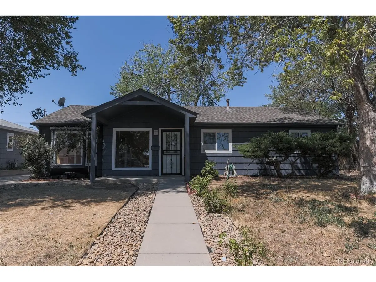 941 Zion St, Aurora, CO 80011 - #1