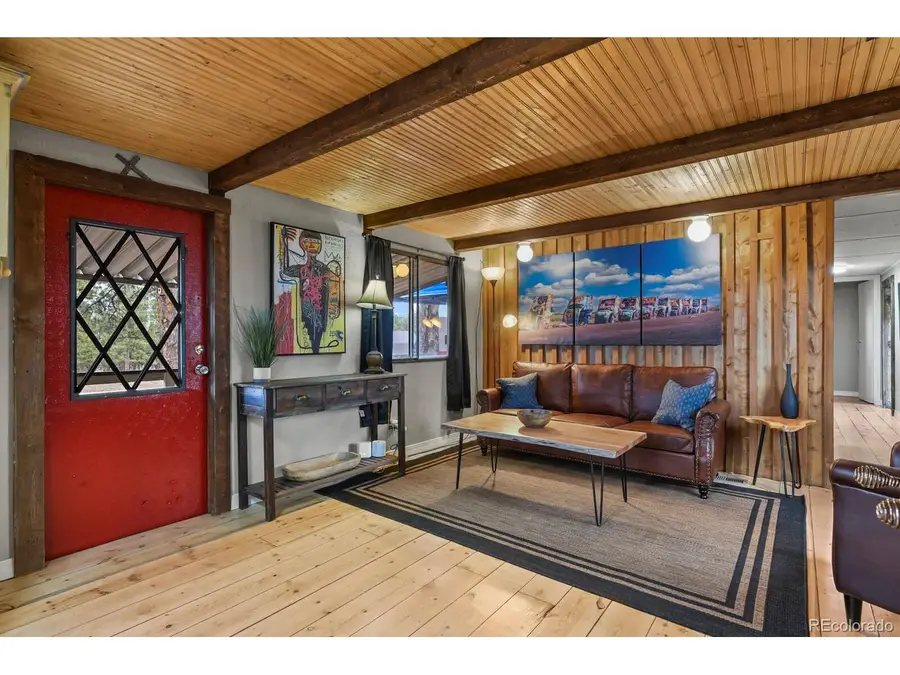 957 Arapahoe Dr, Florissant, CO 80816 - Image #2