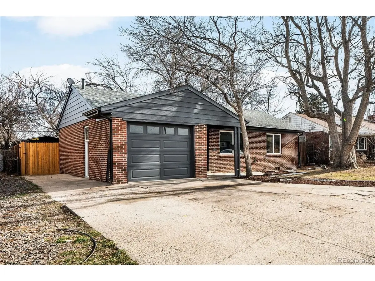 1350 Dallas St, Aurora, CO 80010 - Image #1