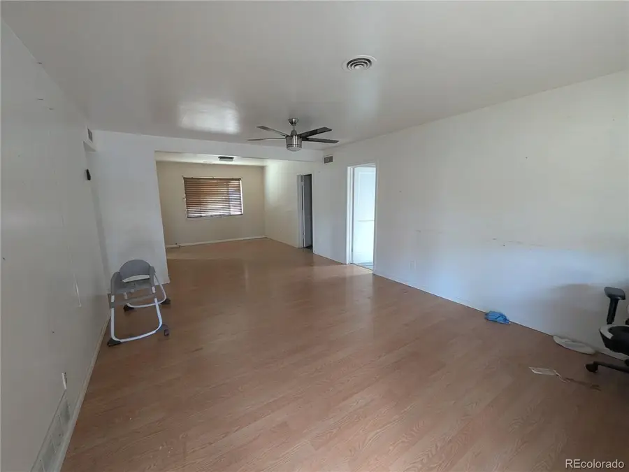 990 Tucson St, Aurora, CO 80011 - #3