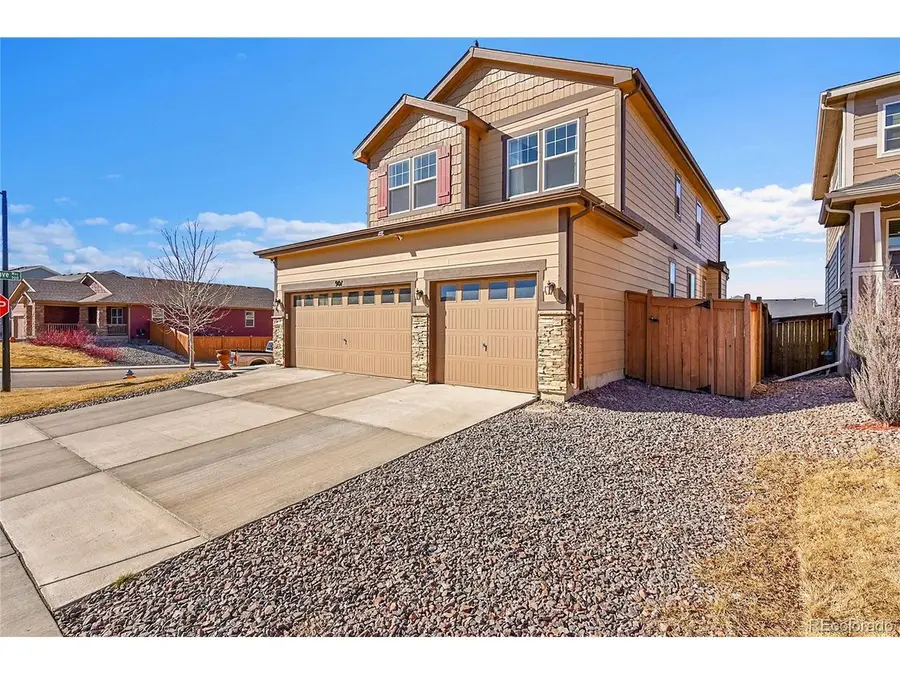 901 N Vandriver Way, Aurora, CO 80018 - Image #2