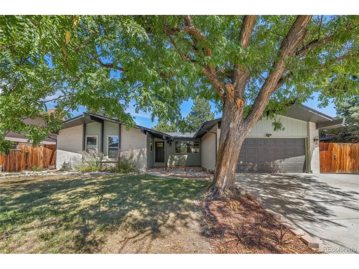 10579 W Warren Dr, Lakewood, CO 80227 - #1