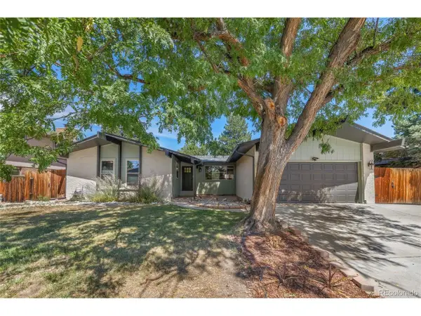 10579 W Warren Dr, Lakewood, CO 80227