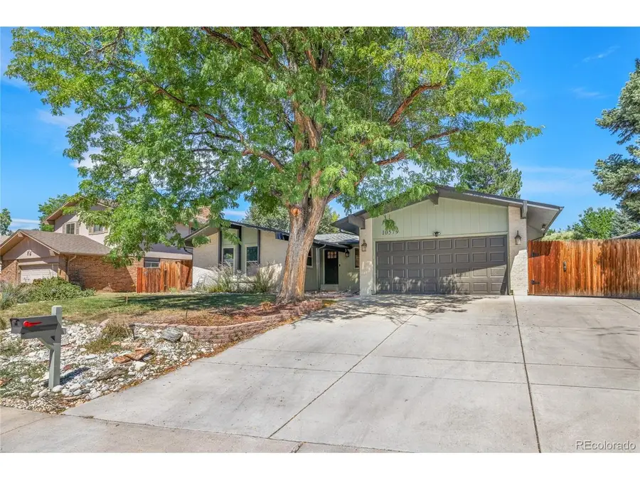 10579 W Warren Dr, Lakewood, CO 80227 - #2