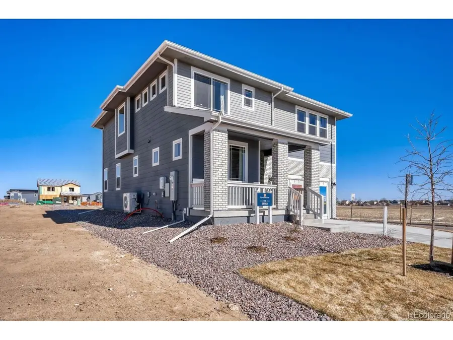 55043 E 27th Ave, Strasburg, CO 80136 - #3