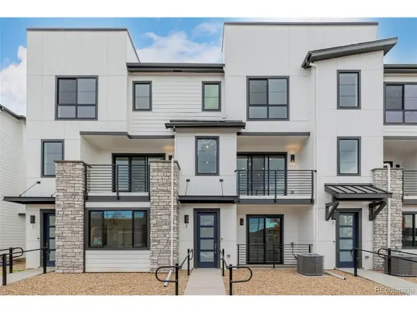 2076 S Holly St #2, Denver, CO 80222