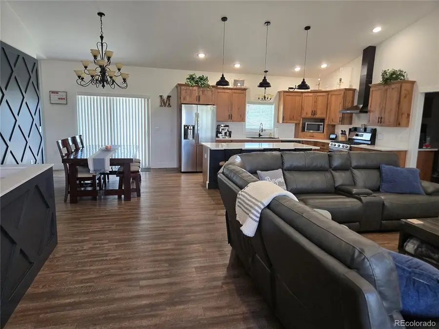 1245 Jasmine St, Burlington, CO 80807 - #2