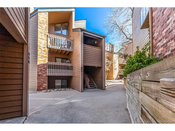 12354 W Nevada Pl #301, Lakewood, CO 80228