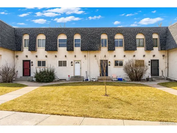 488 E Highline Cir, Centennial, CO 80122