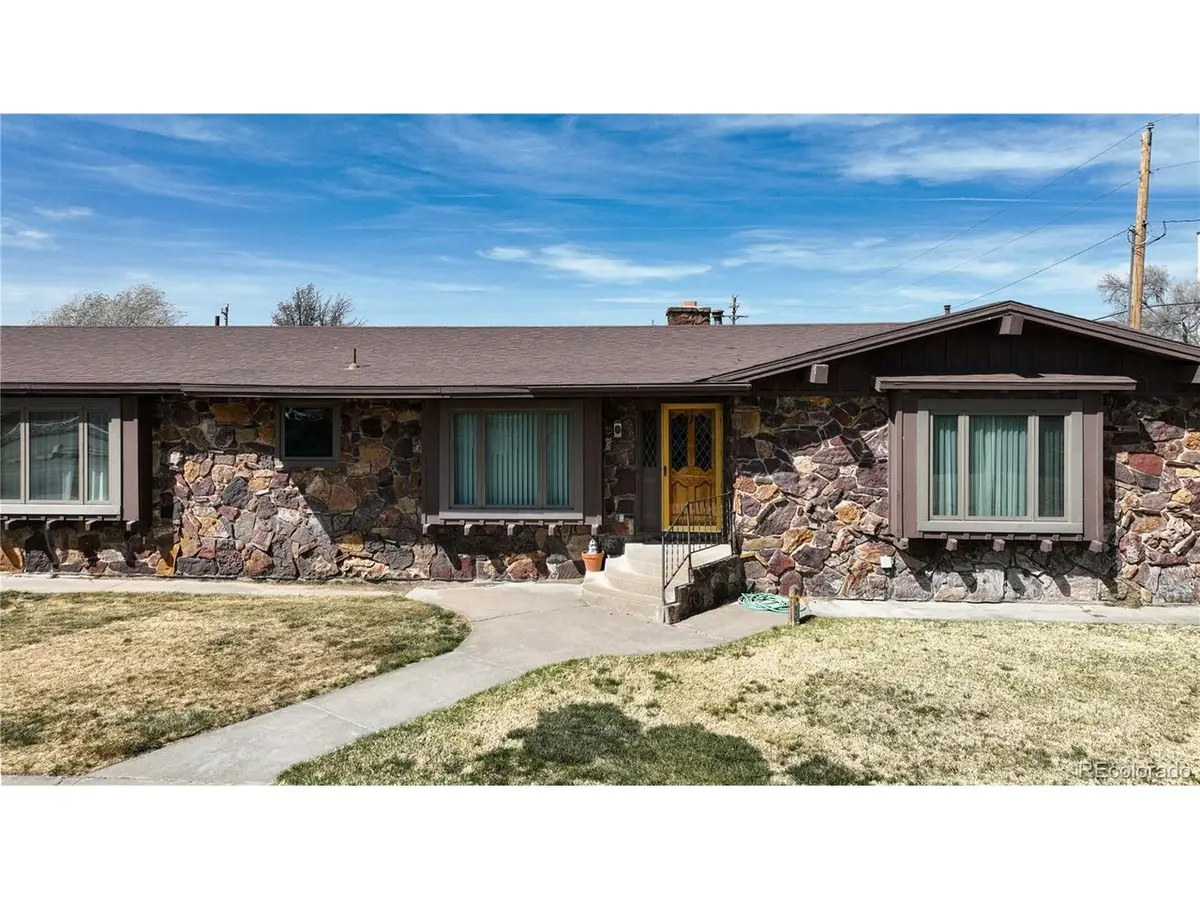 412 W Poplar St, Walsh, CO 81090 - #1