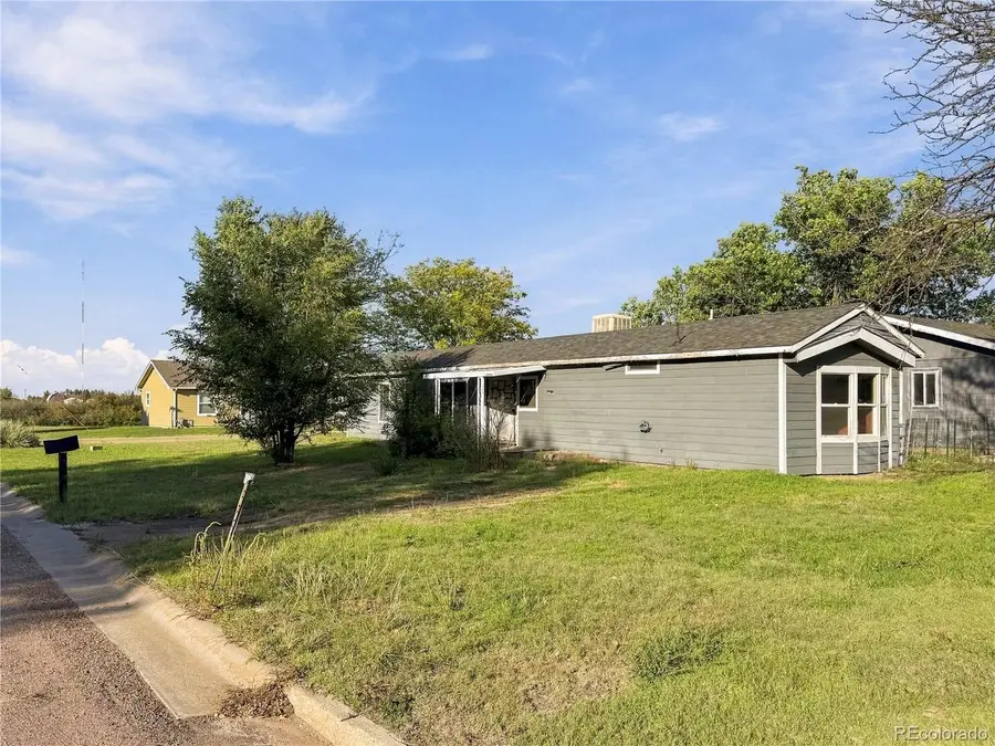 722 Pawnee Ave, Flagler, CO 80815 - #3