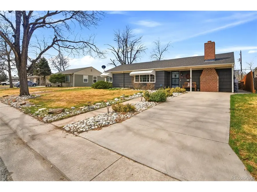 923 Geneva St, Aurora, CO 80010 - #3