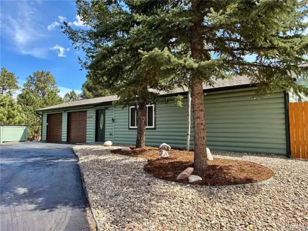 15632 Ray Dr, Larkspur, CO 80118