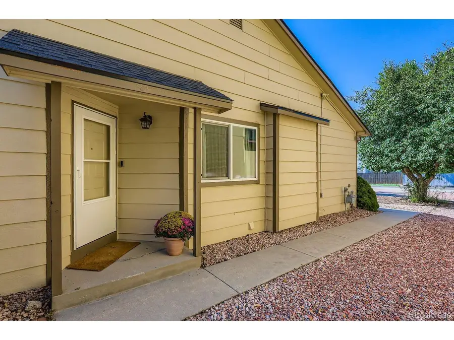 6660 Zermatt Dr, Colorado Springs, CO 80915 - Image #2