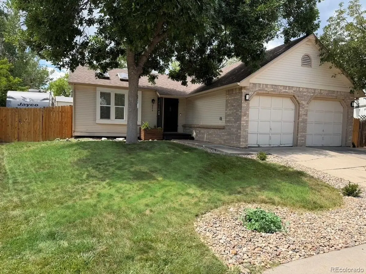 9574 W Elmhurst Pl, Littleton, CO 80128 - #1