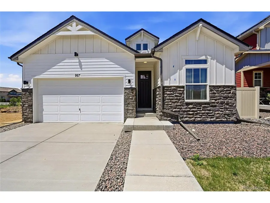 957 Highlands Cir, Erie, CO 80516 - #2