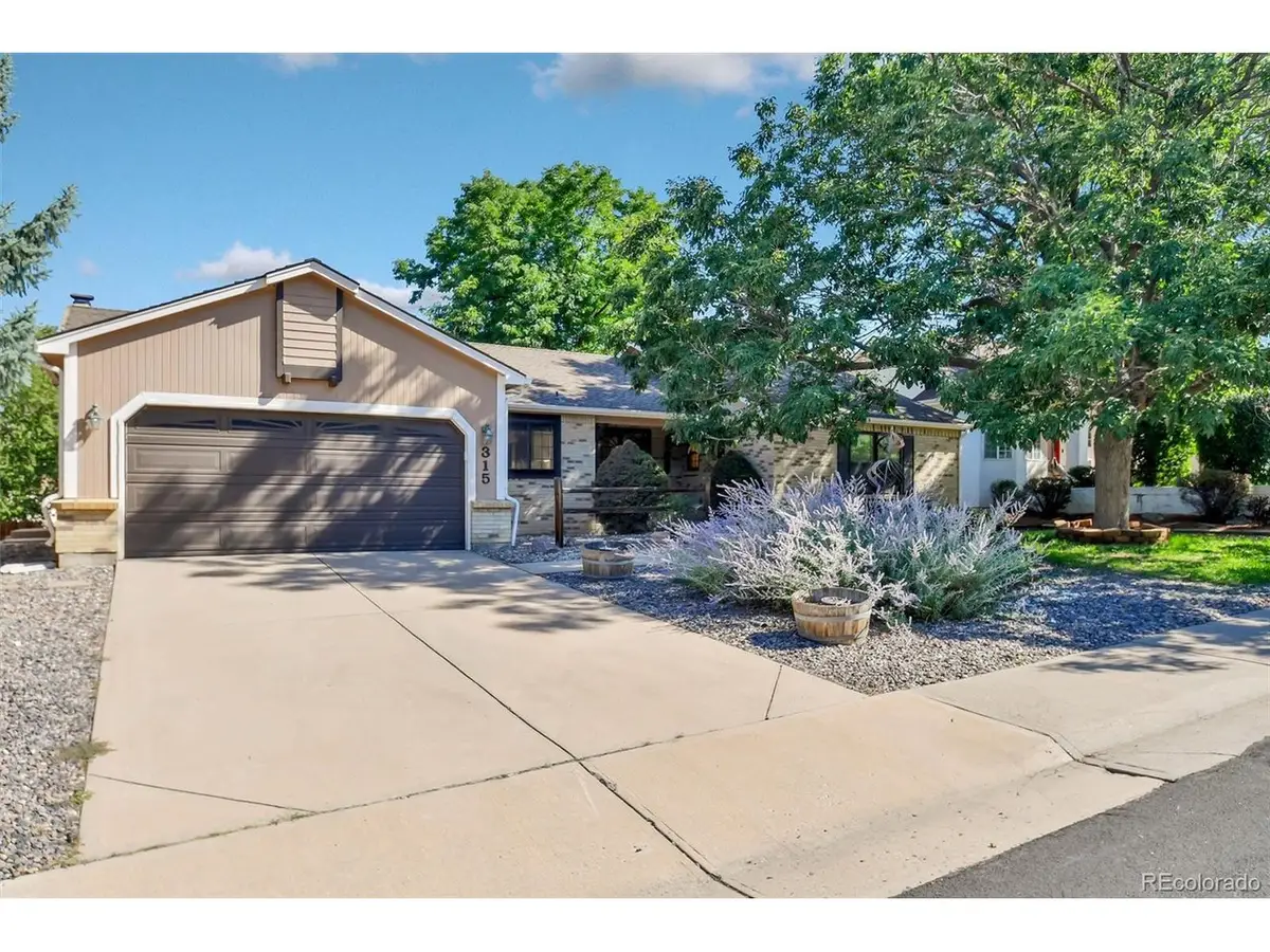 315 W Davies S Ave, Littleton, CO 80120 - #1