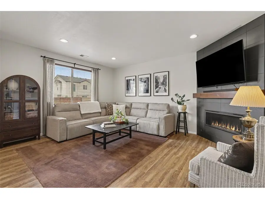 9761 Cathay St, Commerce City, CO 80022 - #2