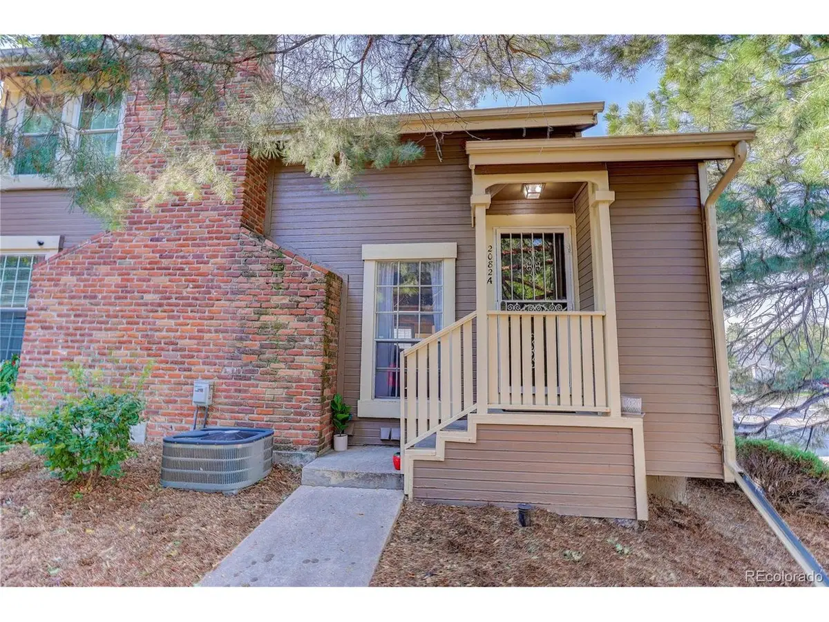 2082 S Helena St #A, Aurora, CO 80013 - #1