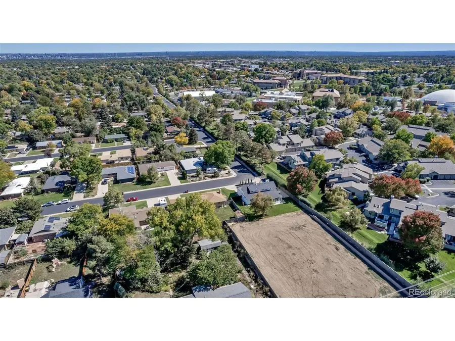 130 S Garrison St, Lakewood, CO 80226 - Image #2