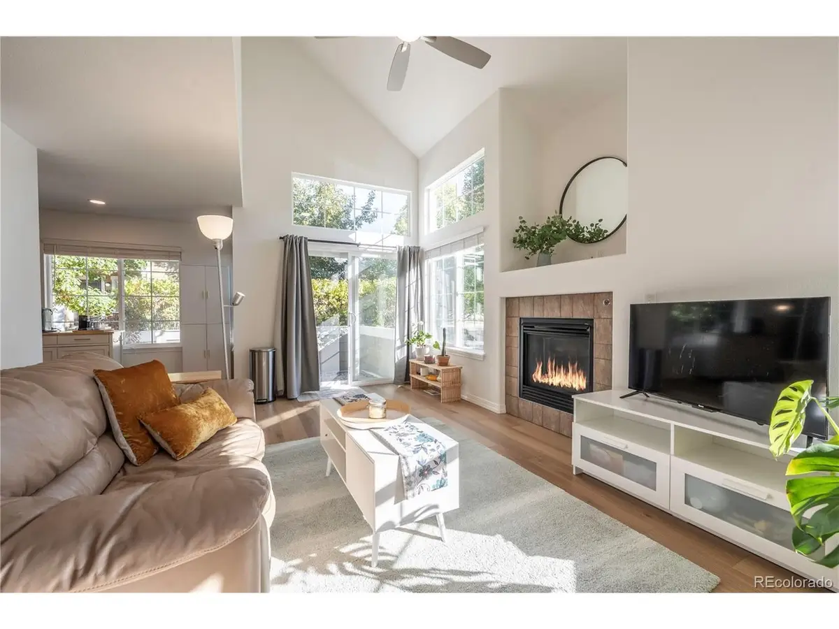 805 Summerhawk Dr #L69, Longmont, CO 80504 - Image #1