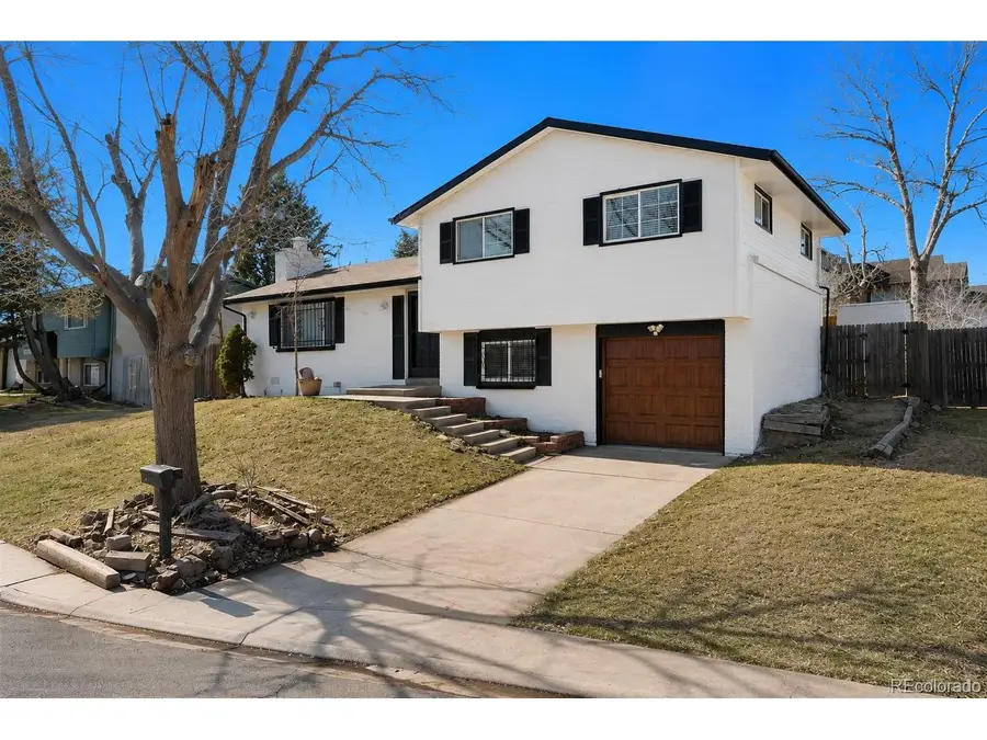 1255 Granby St, Aurora, CO 80011 - #2