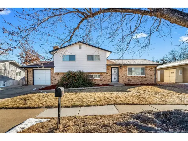 936 S Moline St, Aurora, CO 80012