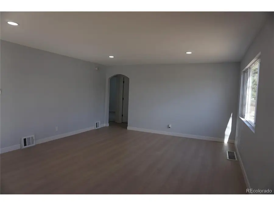 1657 Kingston St, Aurora, CO 80010 - #3