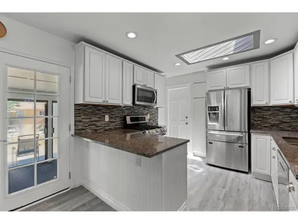 659 S Newark Ct, Aurora, CO 80012