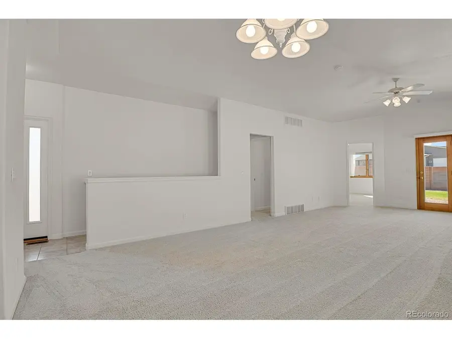 470 S Soaring Eagle Dr, Pueblo, CO 81007 - #3