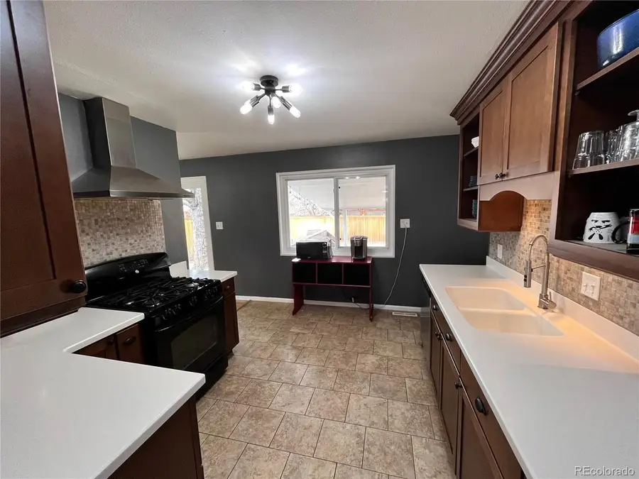 3685 Chase Ct, Boulder, CO 80305 - #2