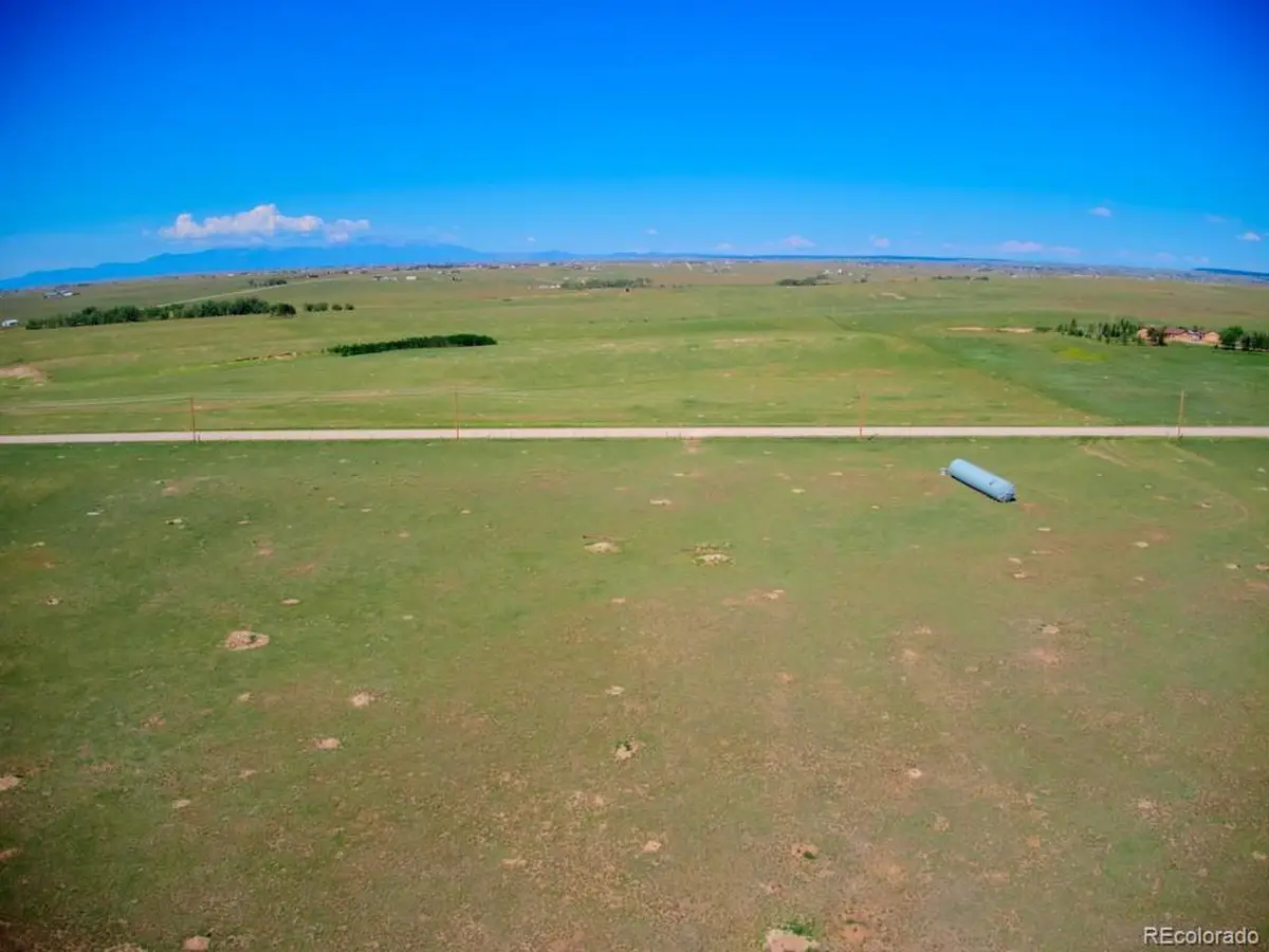 22835 Farmhouse Ct, Calhan, CO 80808 - #1