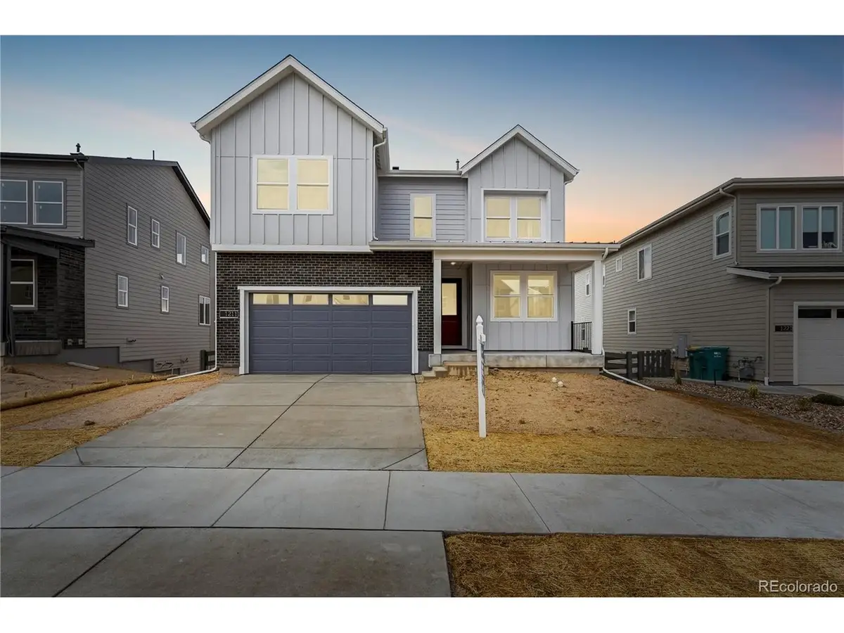 1211 Bridgefield Rd, Castle Pines, CO 80108 - #1