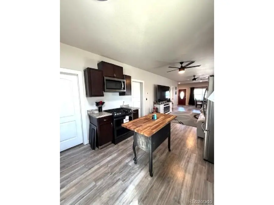 1489 Arapahoe St, Strasburg, CO 80136 - #3