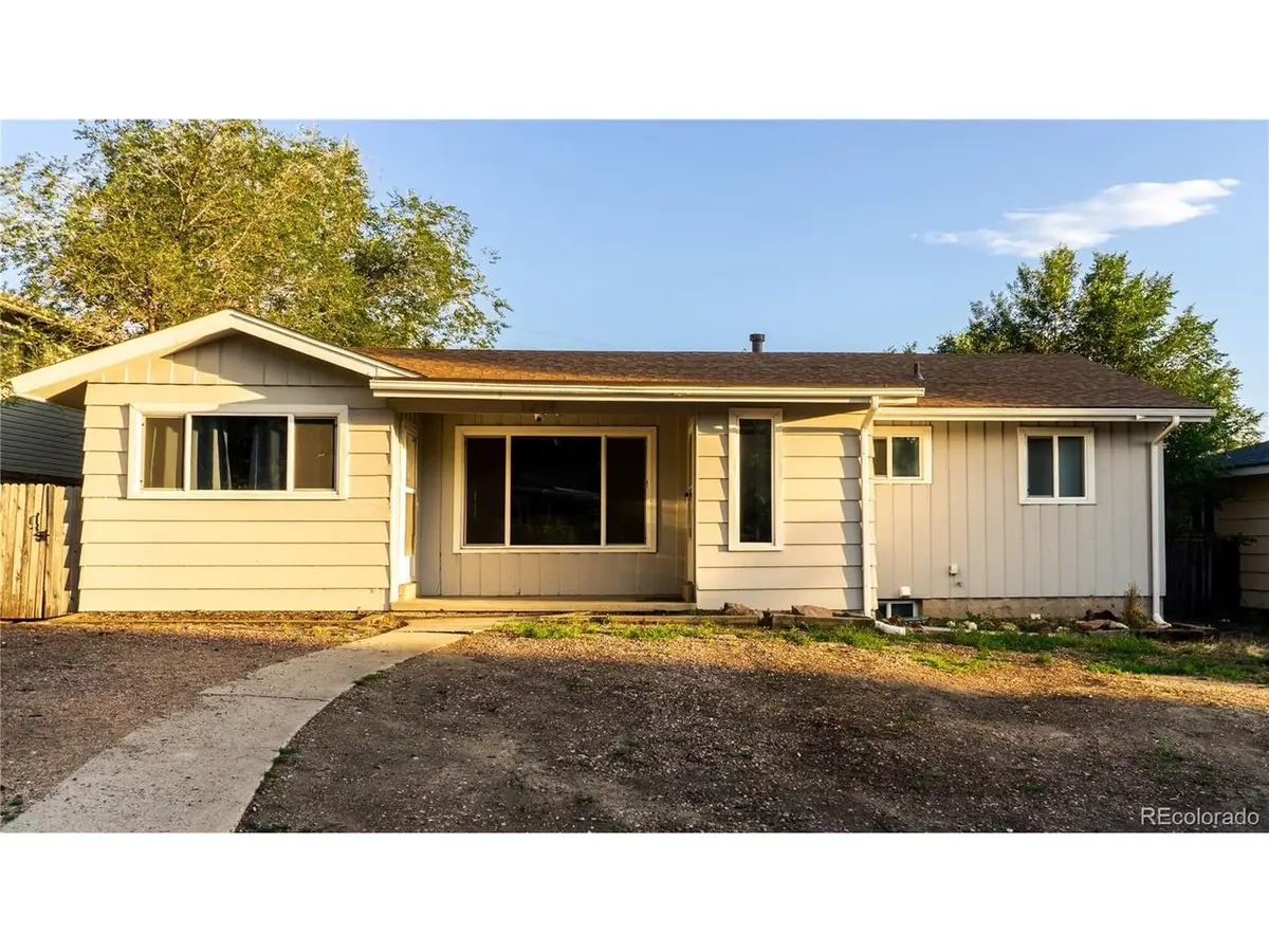 1219 Cumberland St, Colorado Springs, CO 80907 - #1