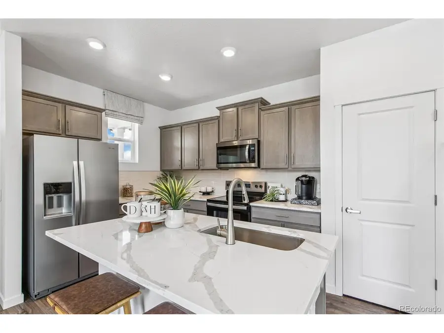 22566 E 7th Pl, Aurora, CO 80018 - #3