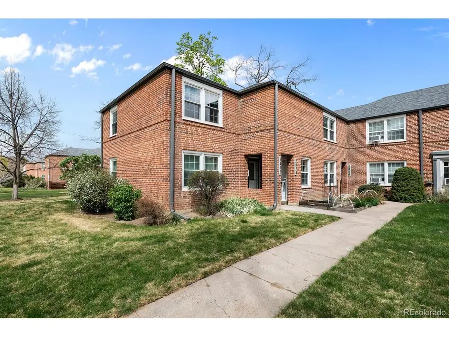 2828 Jasmine St, Denver, CO 80207 - #3